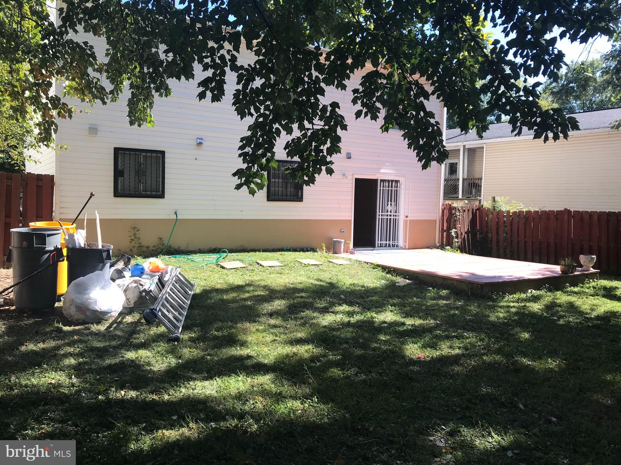 COLUMBIA PARK - Residential