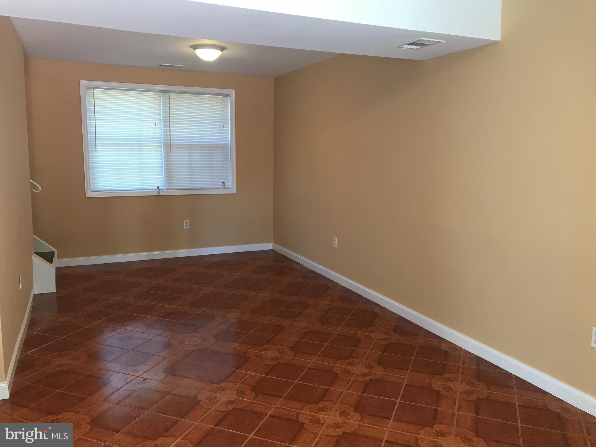 COLUMBIA PARK - Residential