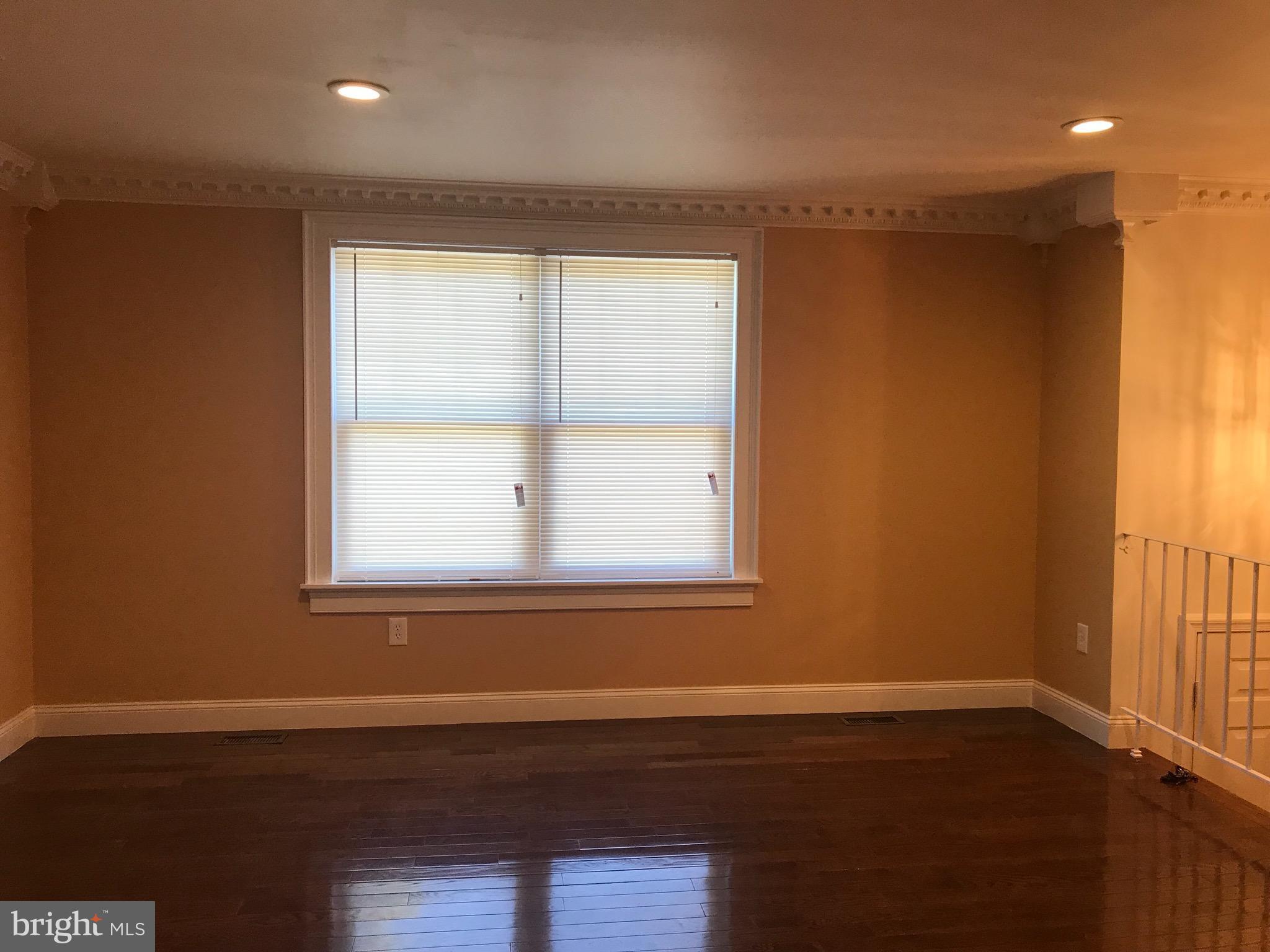 COLUMBIA PARK - Residential