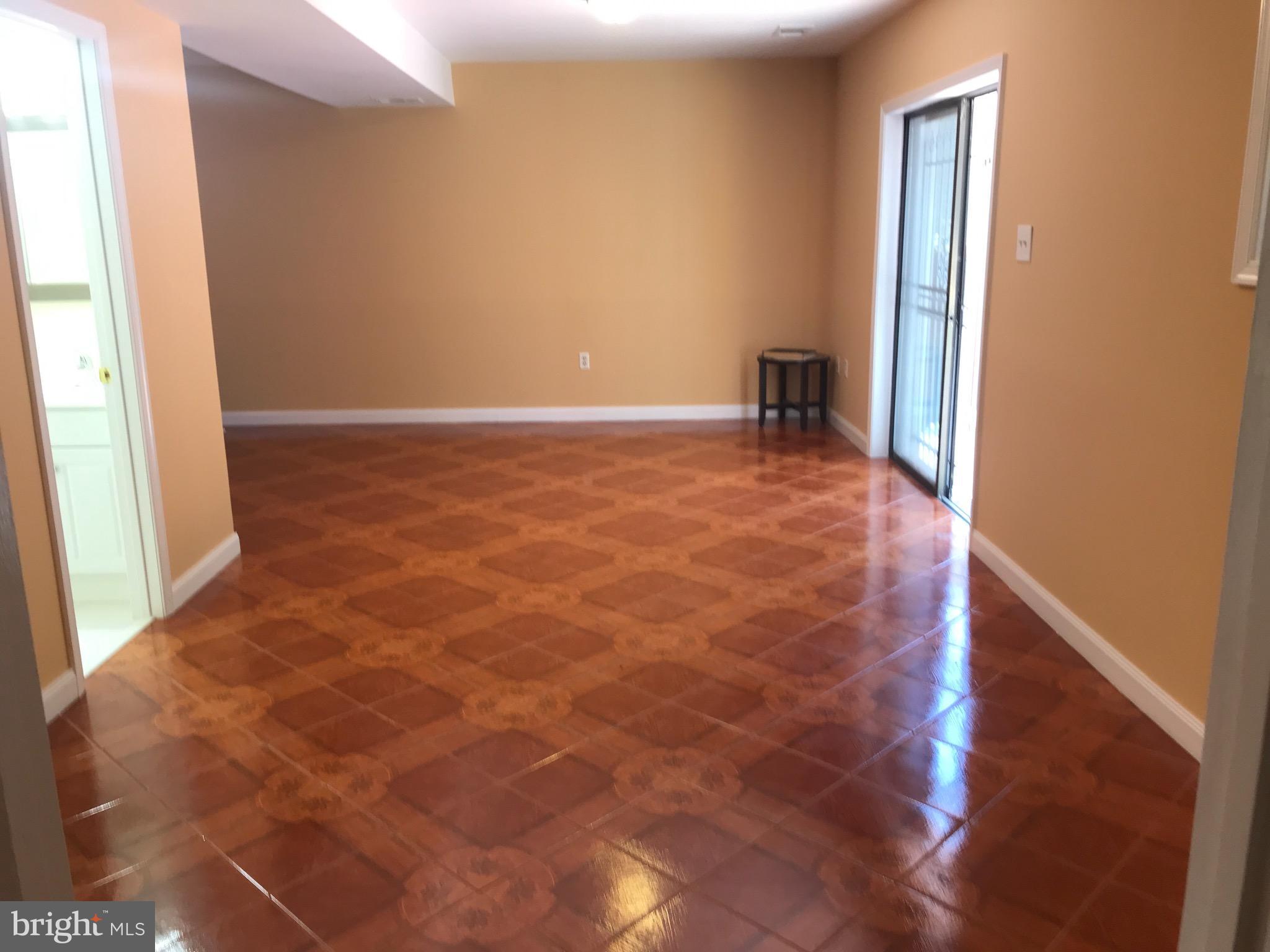 COLUMBIA PARK - Residential