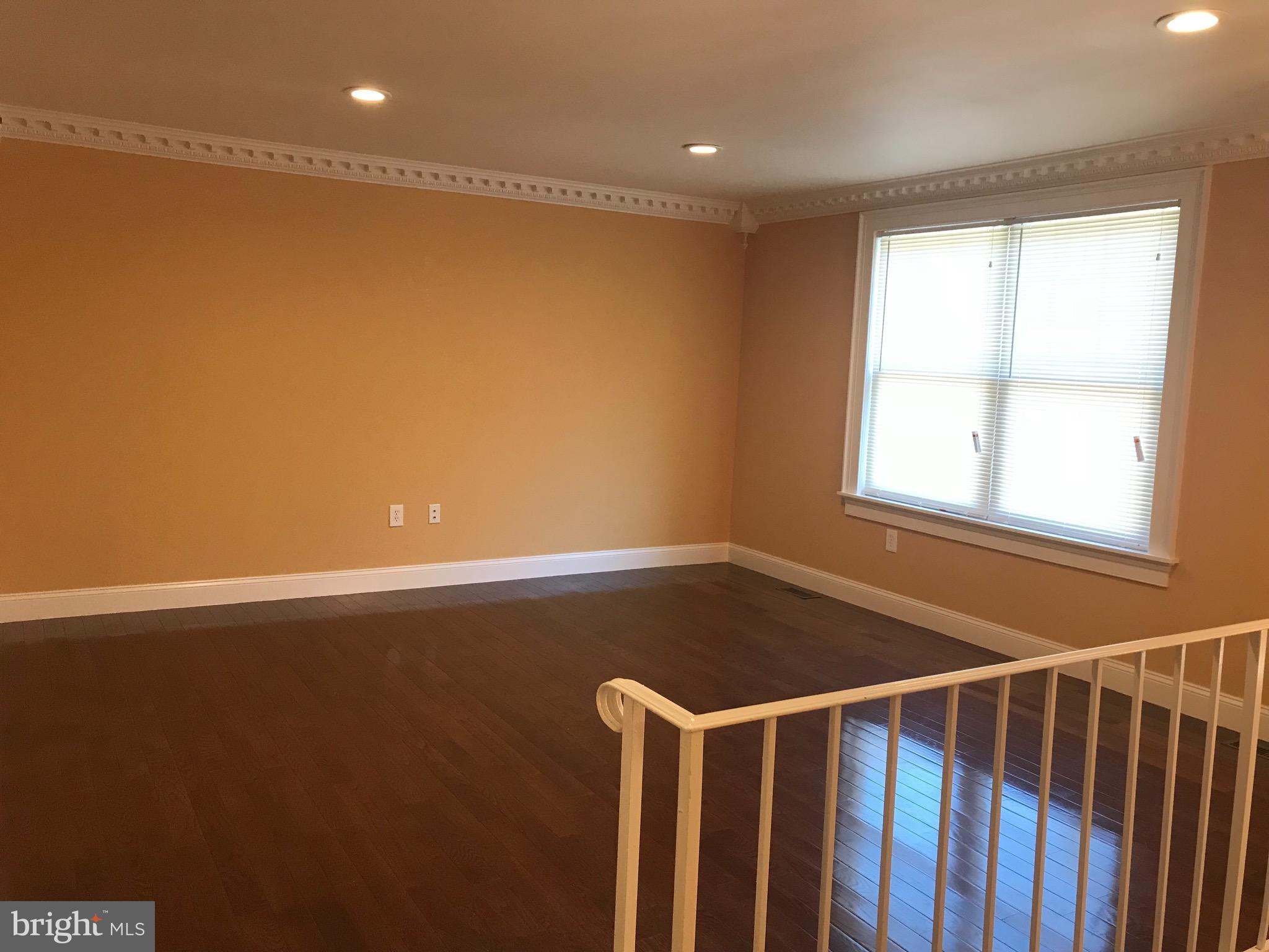 COLUMBIA PARK - Residential