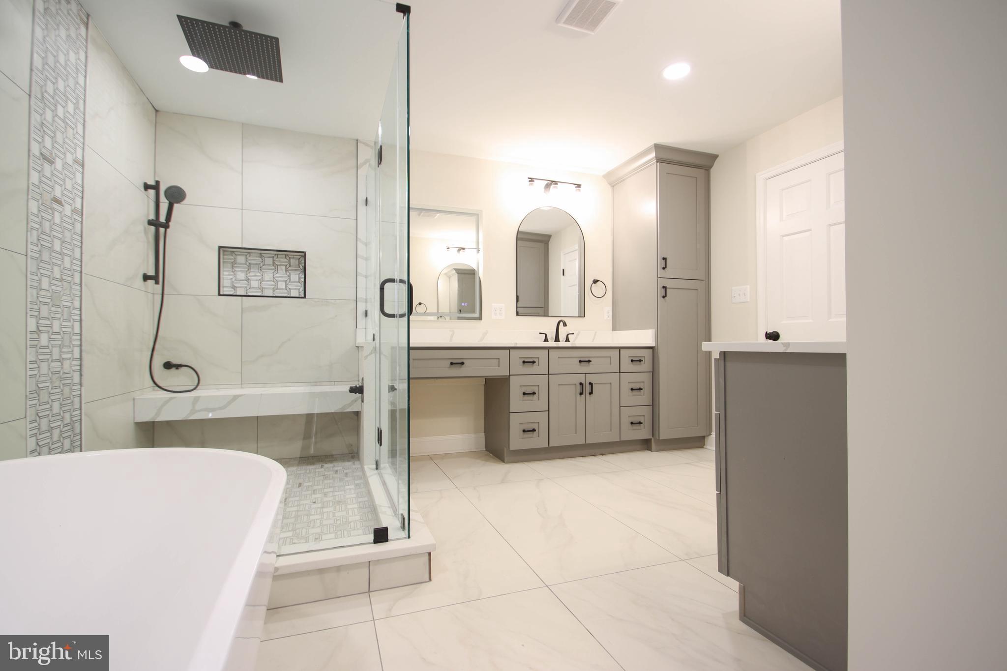 OVERLOOK - Residential