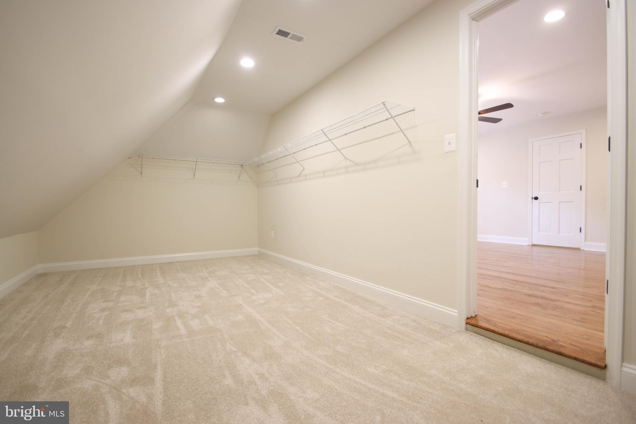 OVERLOOK - Residential