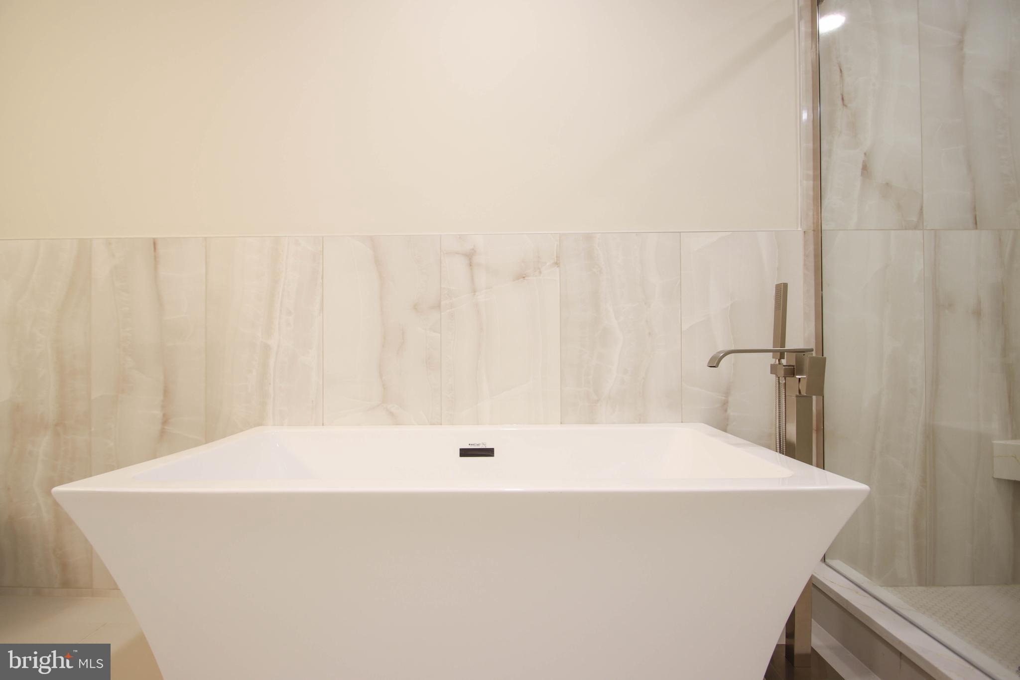 OVERLOOK - Residential