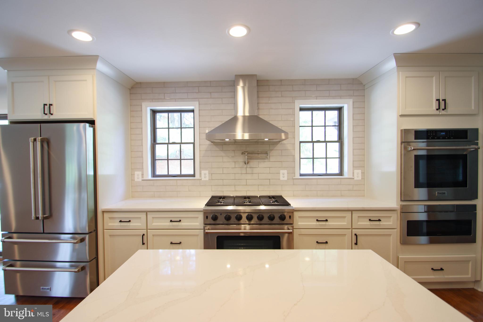 OVERLOOK - Residential