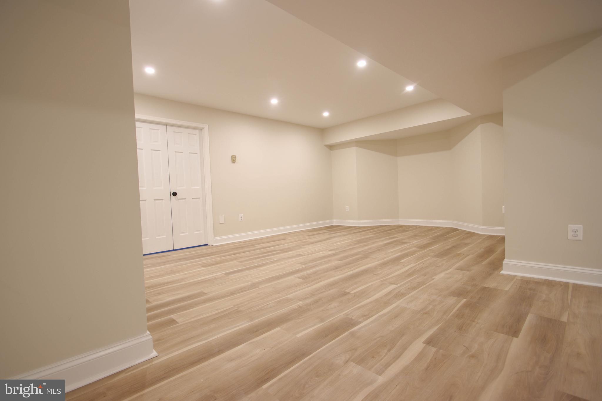 OVERLOOK - Residential