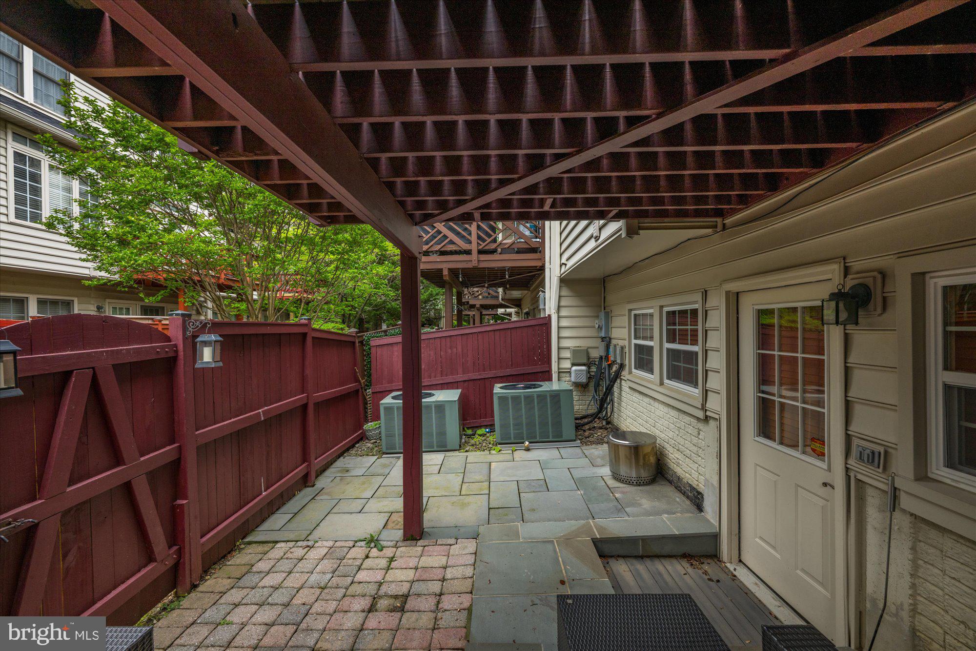 CAMERON STATION - Residential Lease