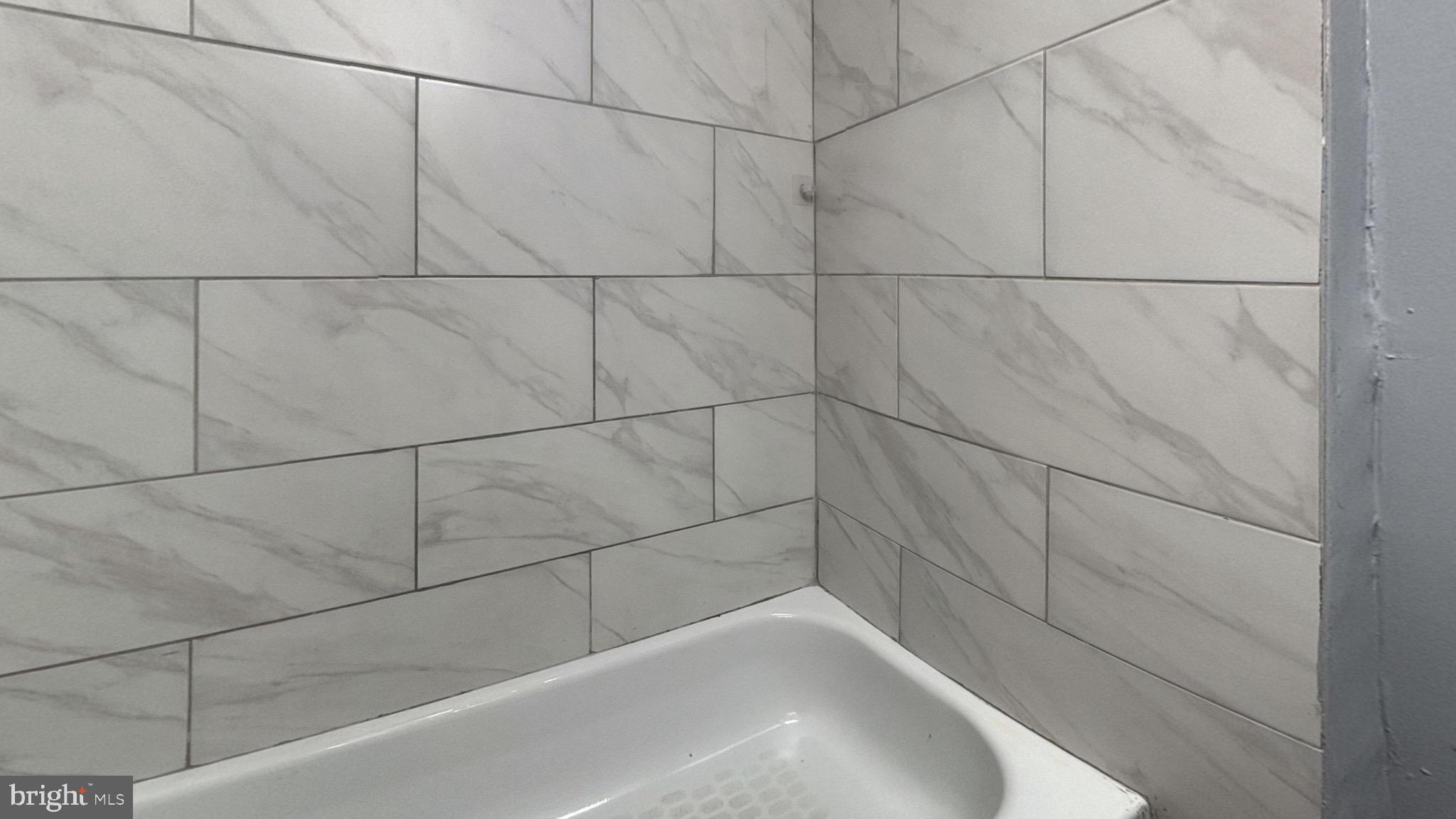 GRAYS FERRY - Residential Lease