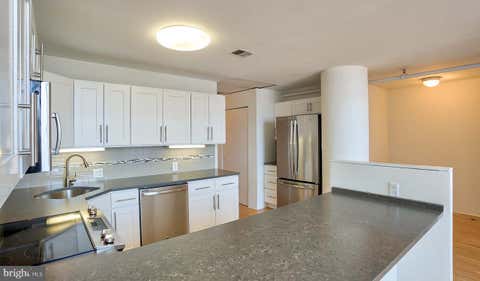 Condo For Rent - 2300 Walnut Street #1B-402<br/> PHILADELPHIA, PA 19103