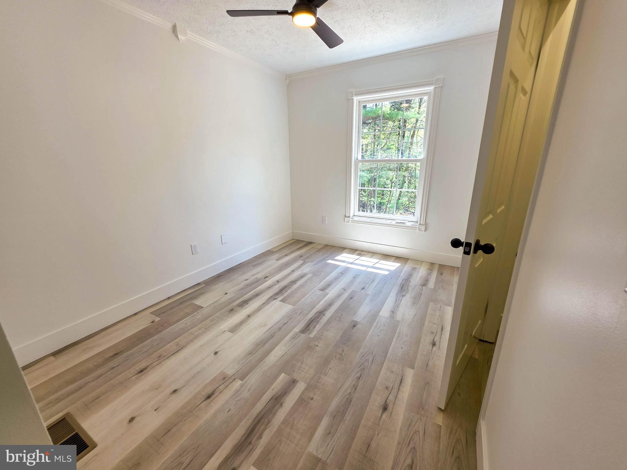 HIDDEN PINES - Residential