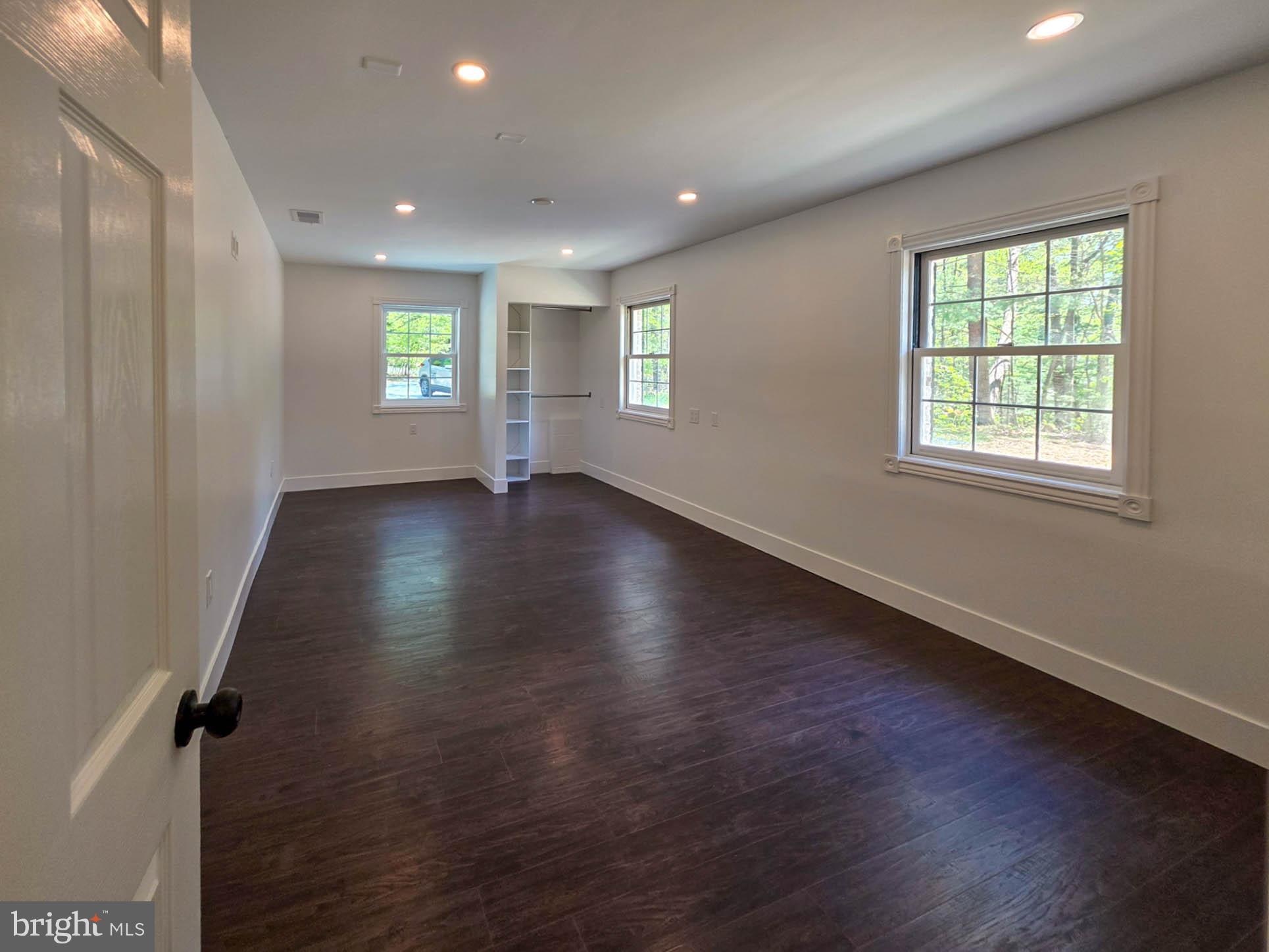 HIDDEN PINES - Residential
