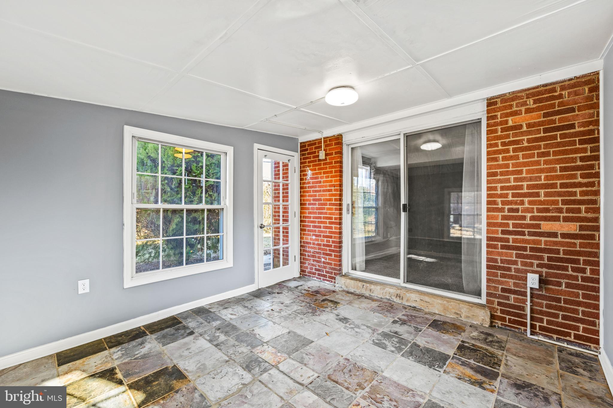 ASHBURTON - Residential Lease