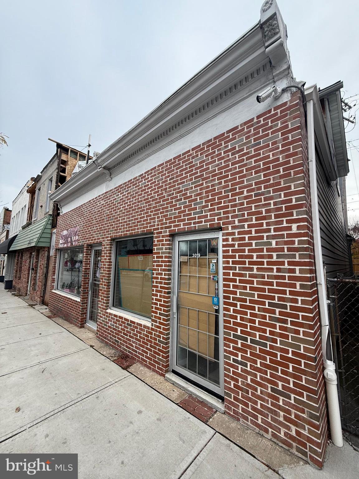 BETTER WAVERLY HISTORIC DISTRICT - Commercial Sale