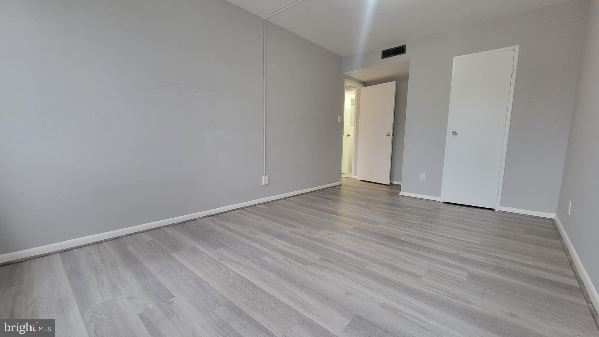 THE SEASONS - Residential Lease