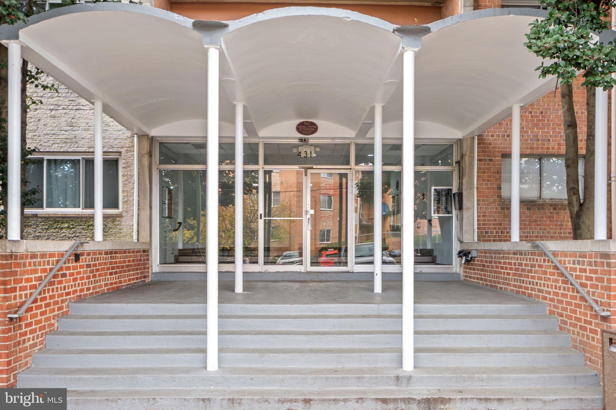 THE SEASONS - Residential Lease