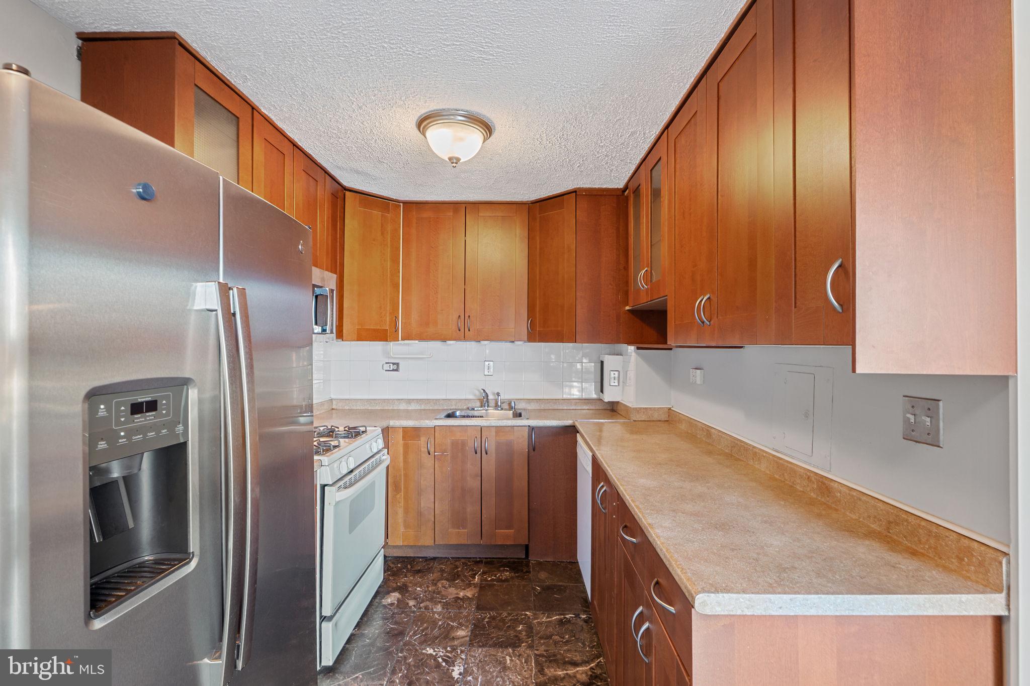 THE SEASONS - Residential Lease