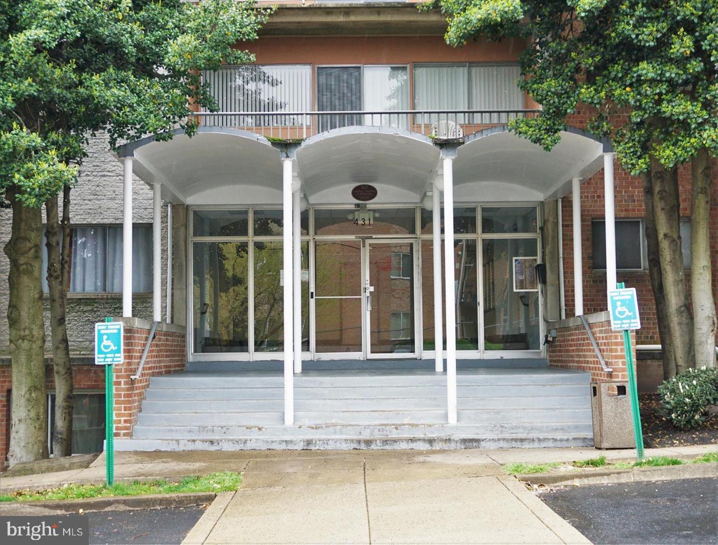 THE SEASONS - Residential Lease