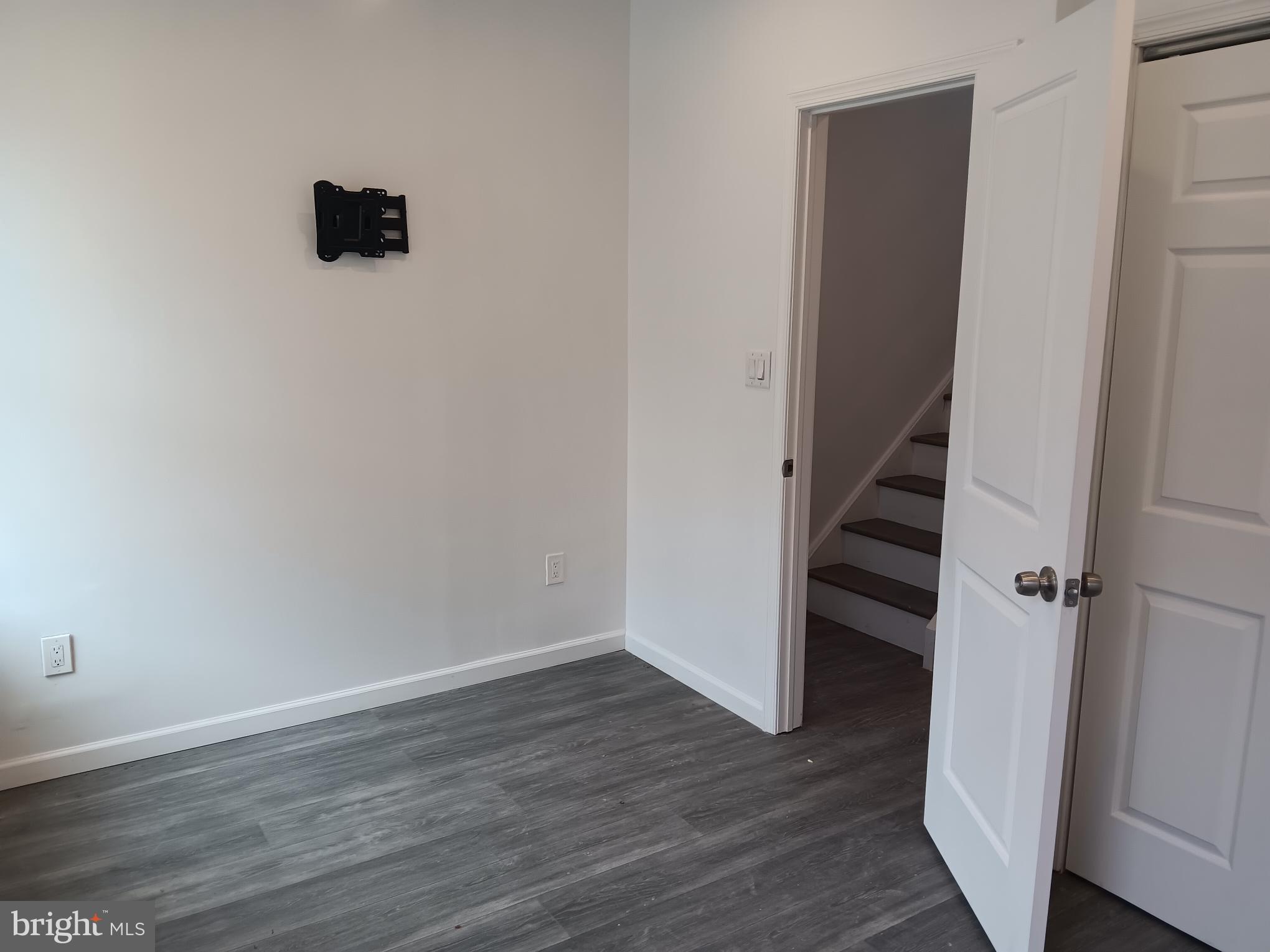 STRAWBERRY MANSION - Residential