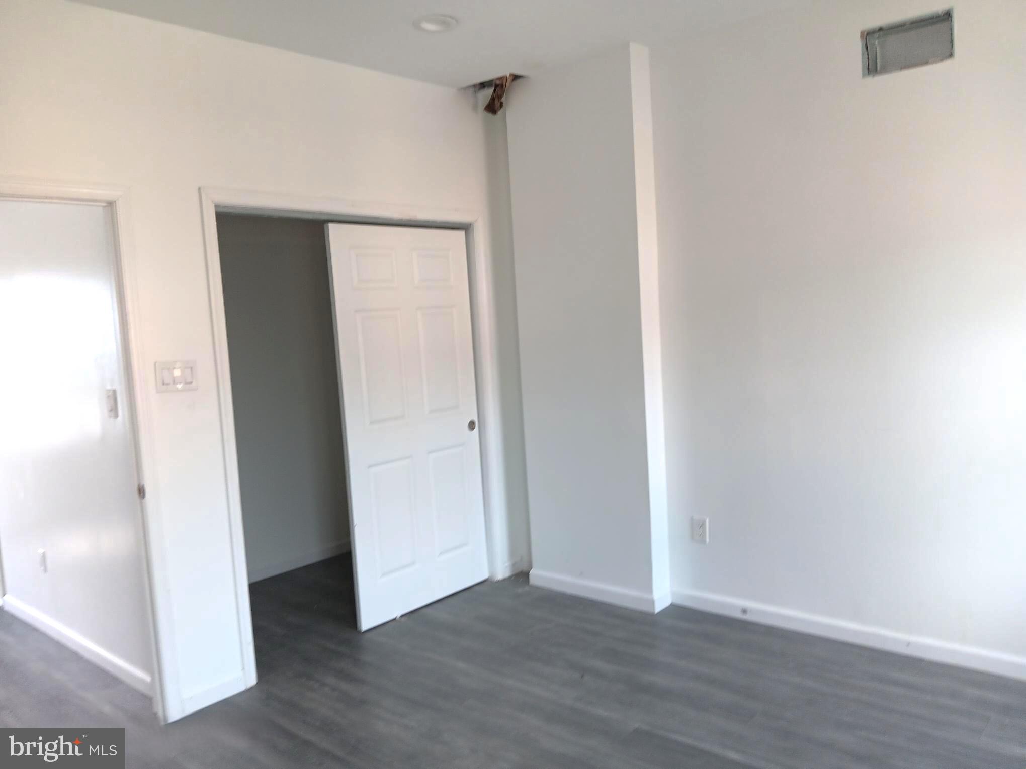 STRAWBERRY MANSION - Residential