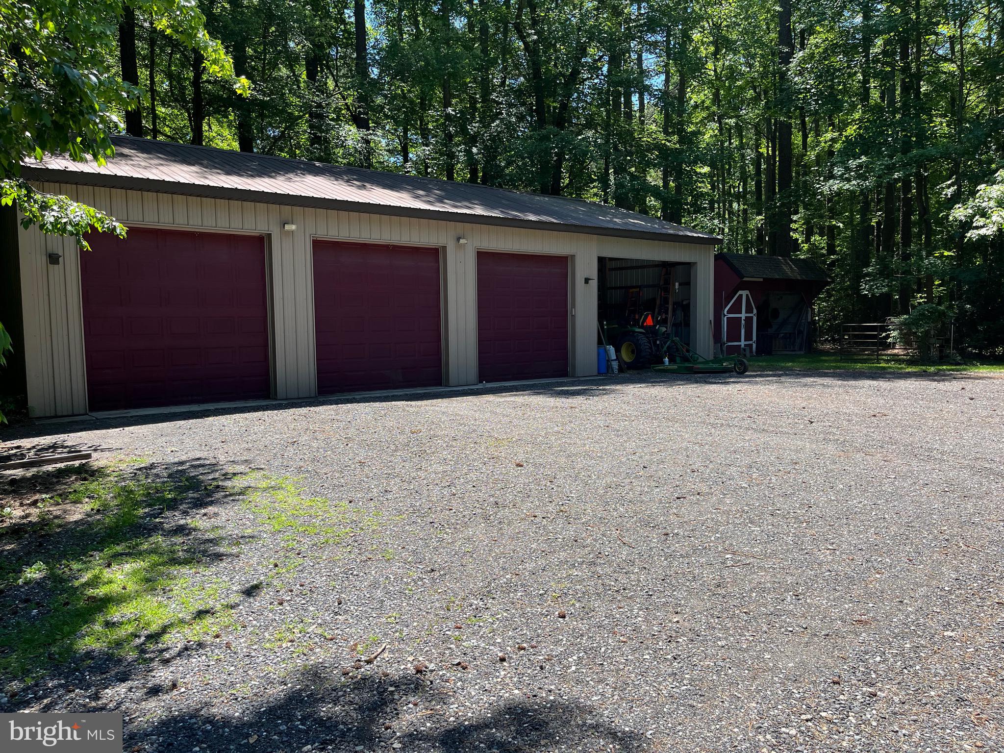 979 BARNEY JENKINS ROAD