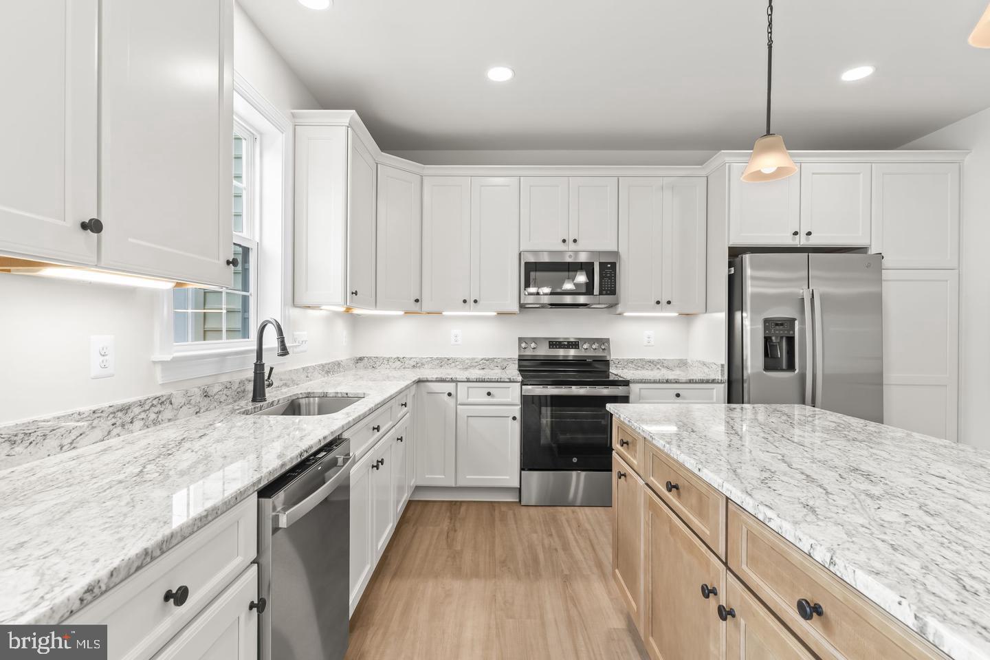 MEADOWS AT TOWN RUN II - Residential