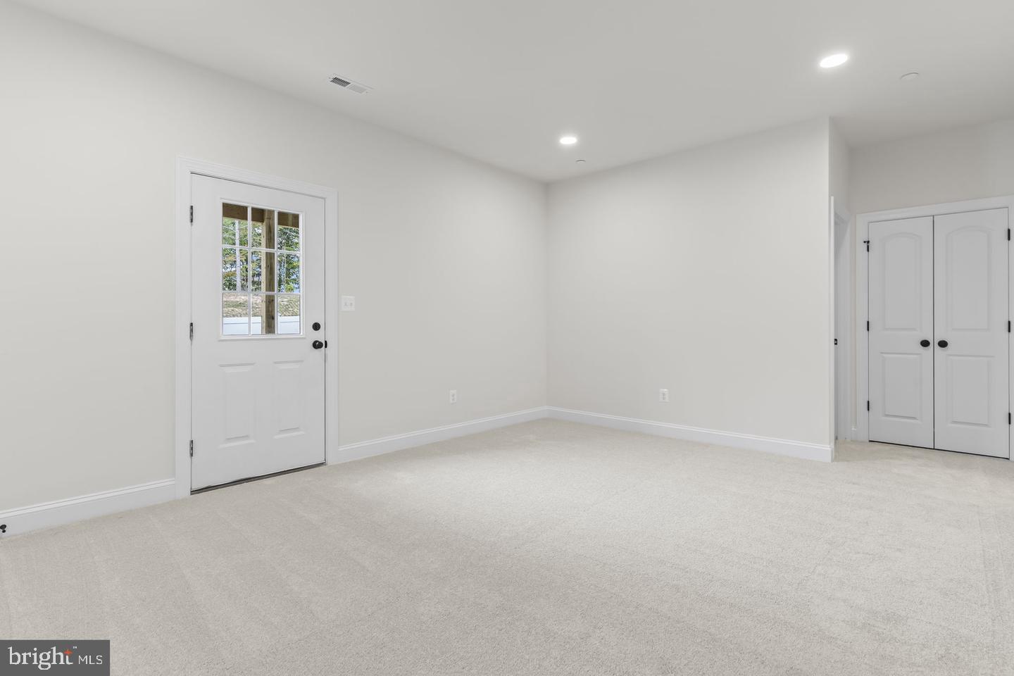 MEADOWS AT TOWN RUN II - Residential