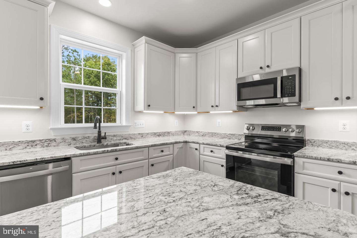 MEADOWS AT TOWN RUN II - Residential