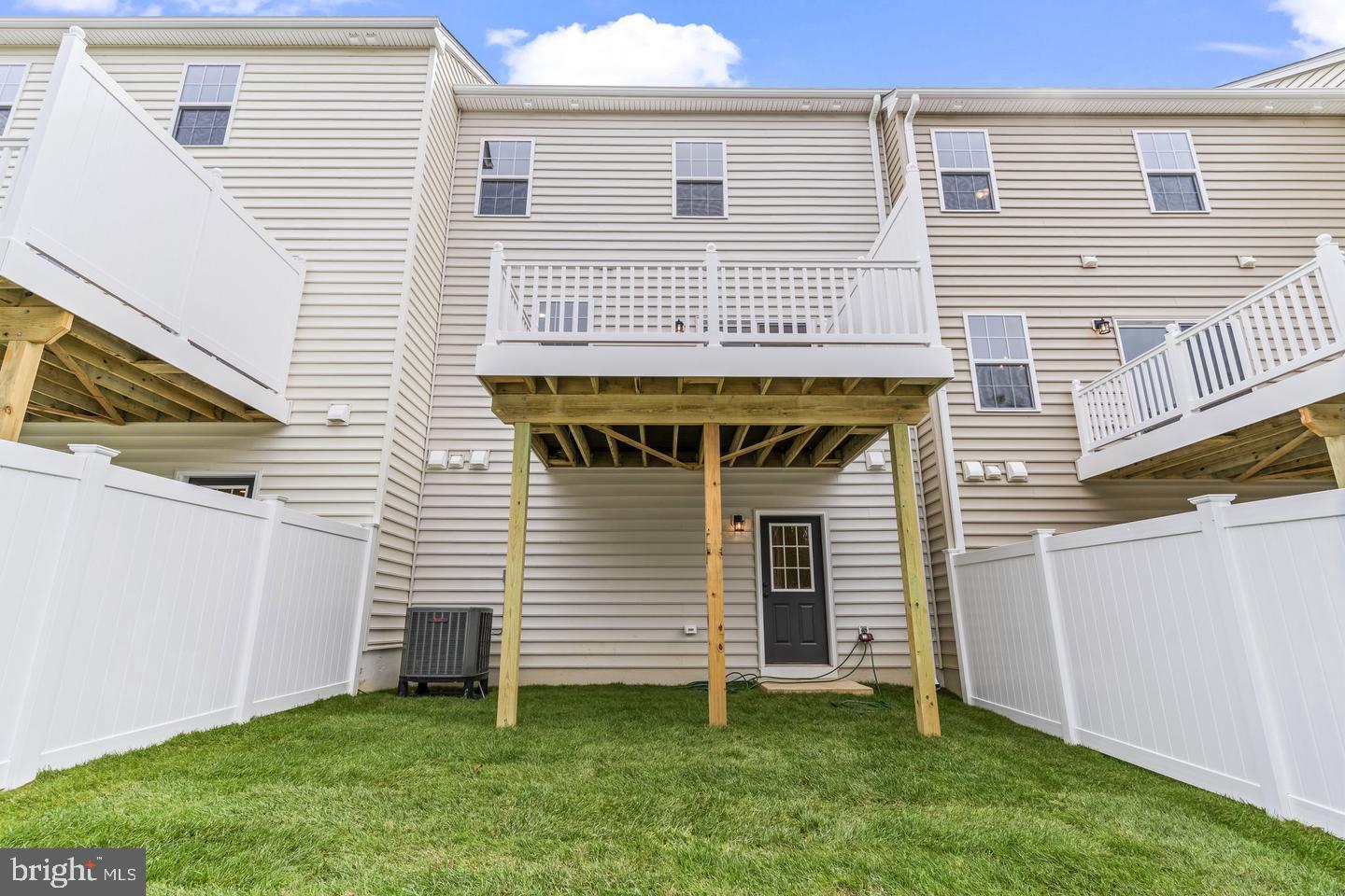 MEADOWS AT TOWN RUN II - Residential