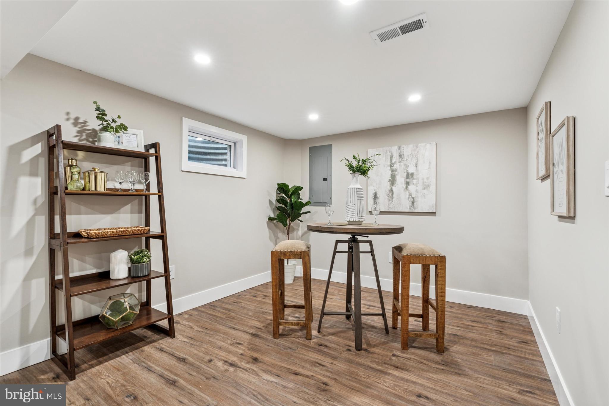 WEST CHESTER - Residential