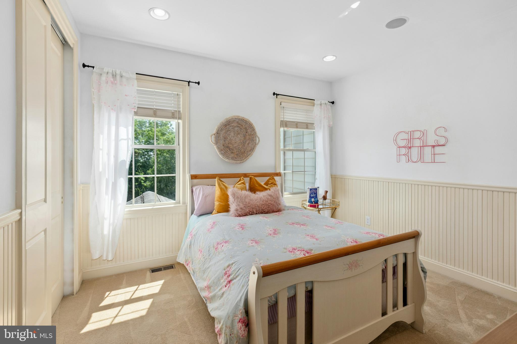 VALLEY VIEW ESTATES - Residential