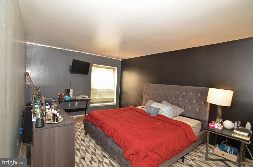 HYDE PARK - Residential