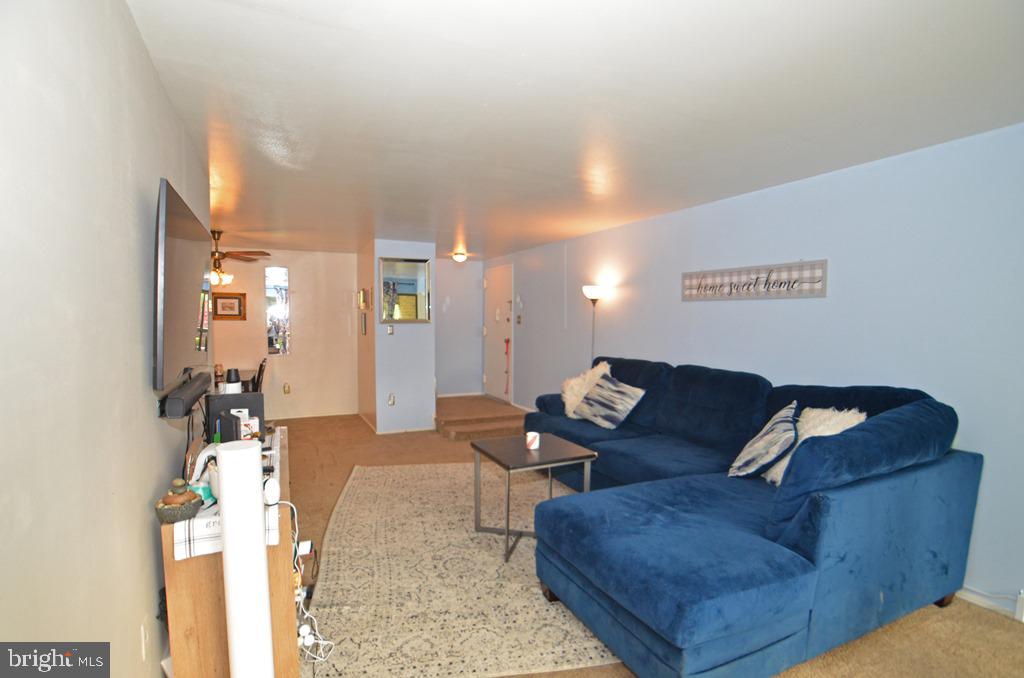 HYDE PARK - Residential