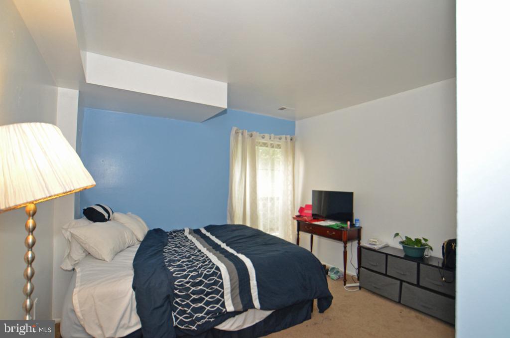 HYDE PARK - Residential