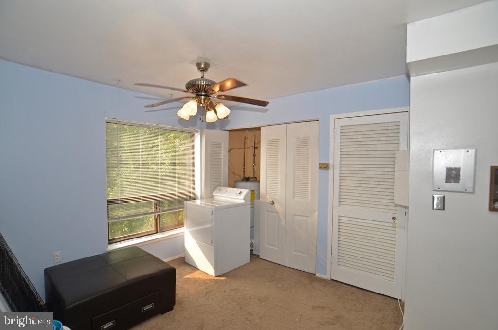 HYDE PARK - Residential