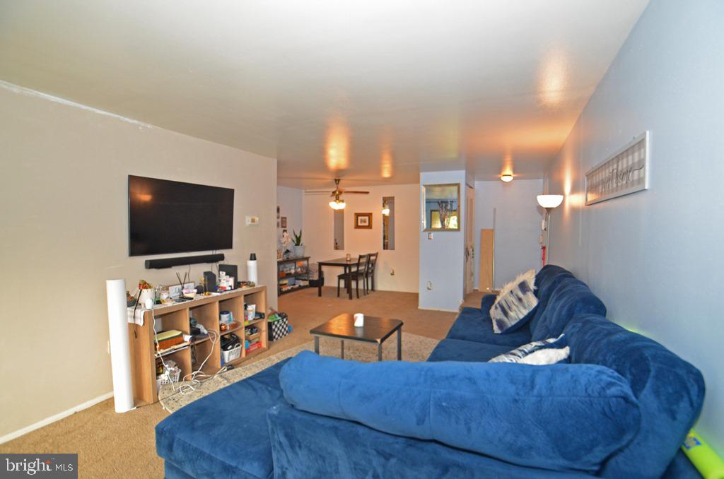 HYDE PARK - Residential