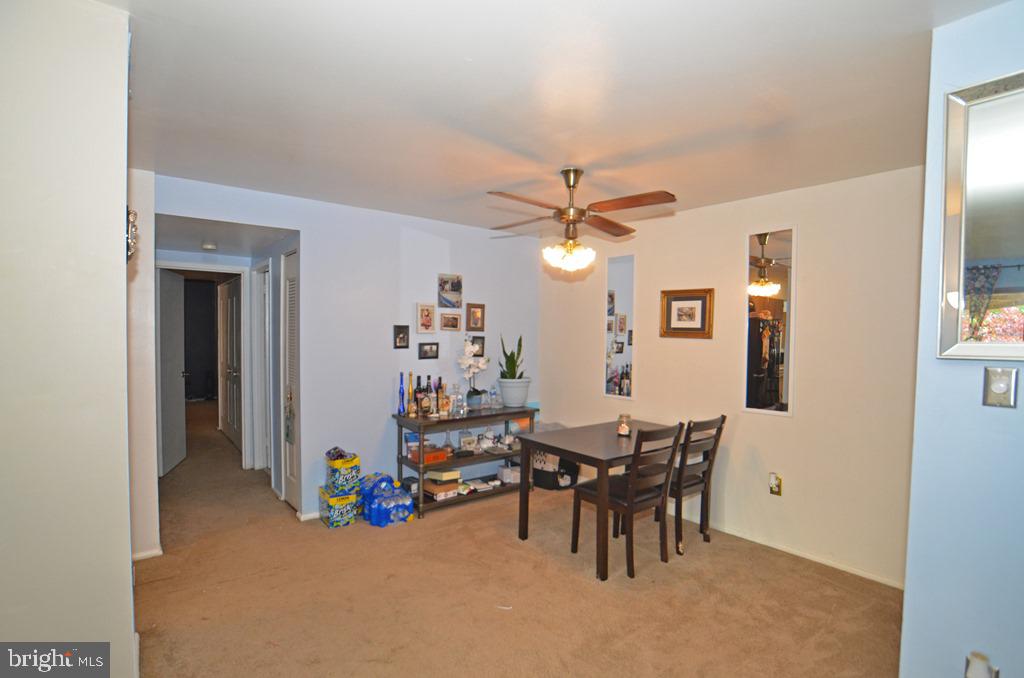 HYDE PARK - Residential