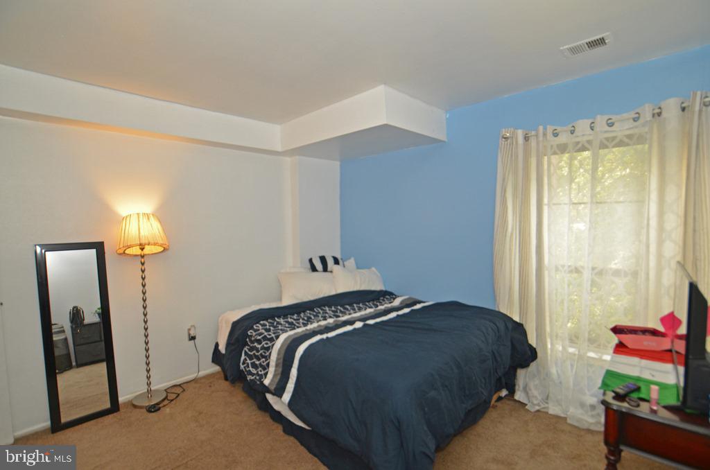 HYDE PARK - Residential