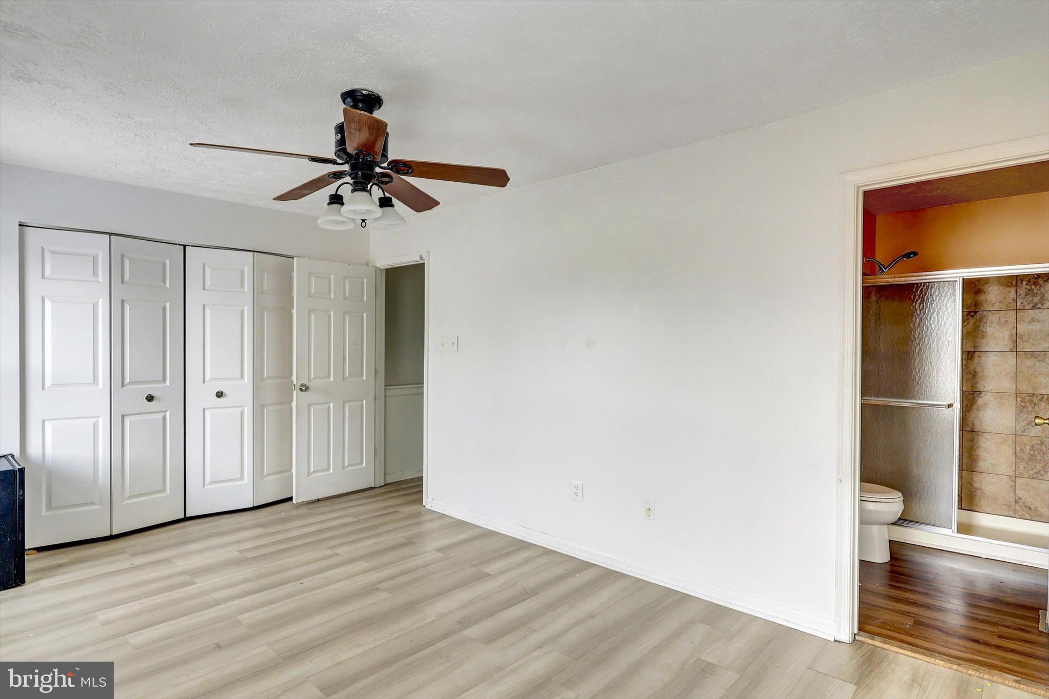 FAIRBROOK - Residential