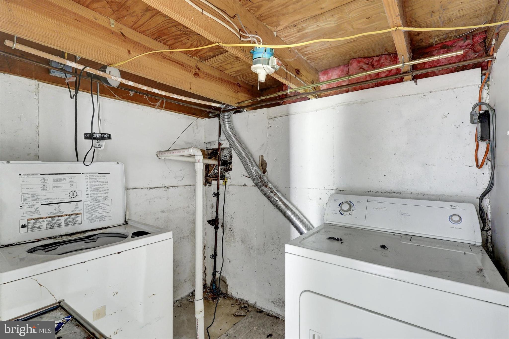 FAIRBROOK - Residential