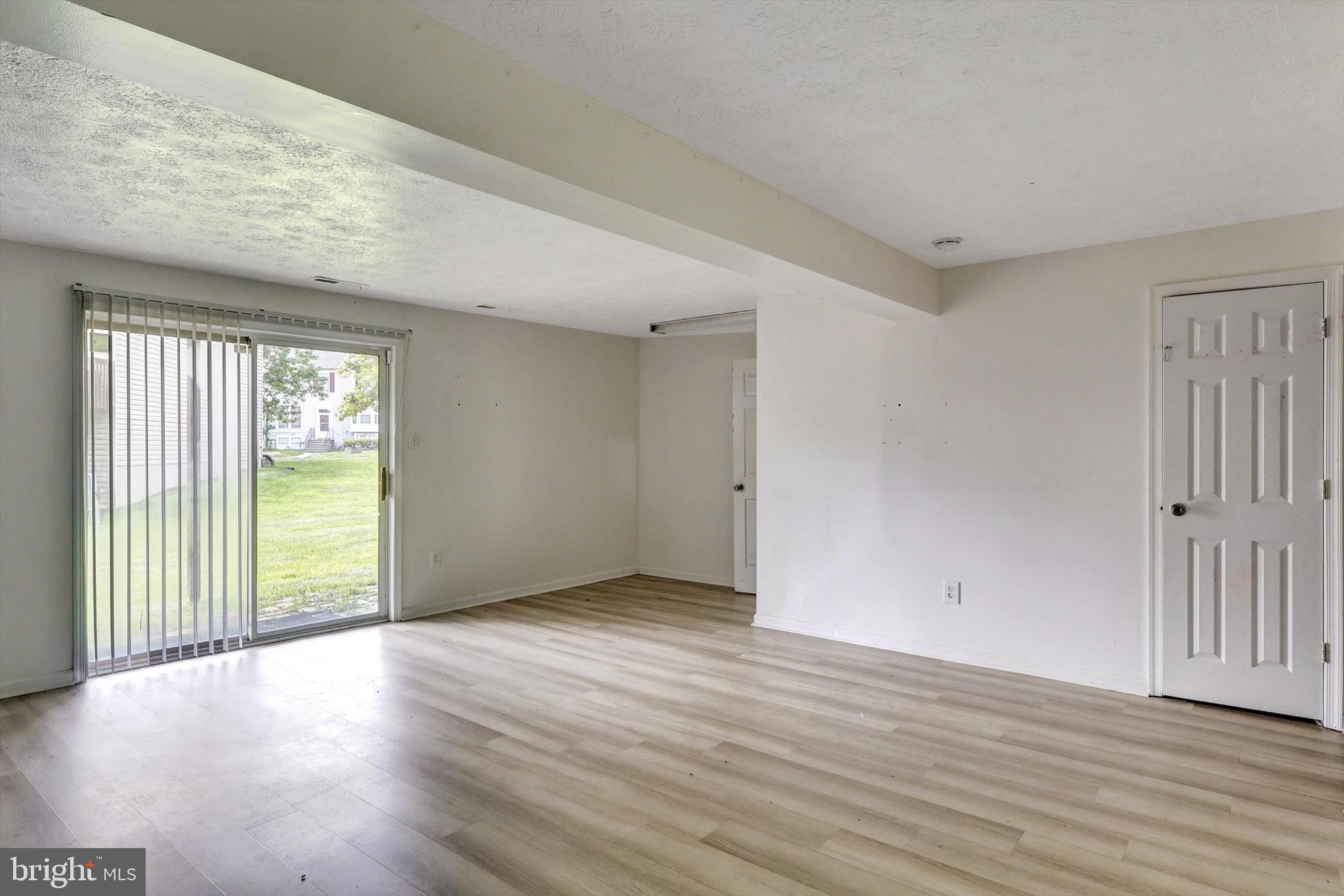 FAIRBROOK - Residential