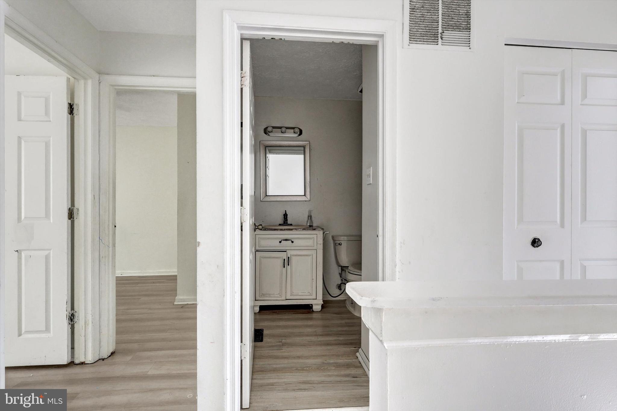 FAIRBROOK - Residential