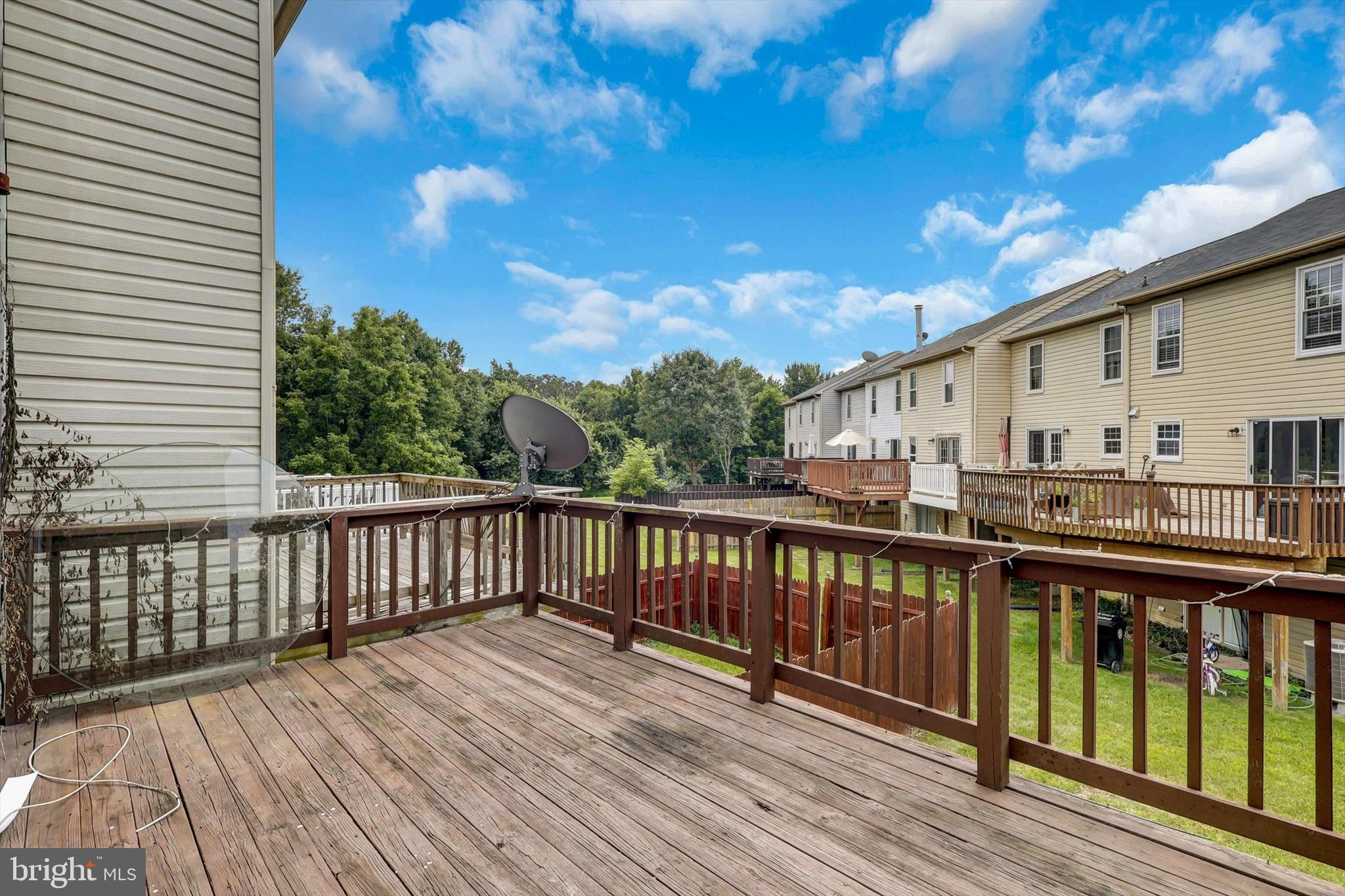 FAIRBROOK - Residential