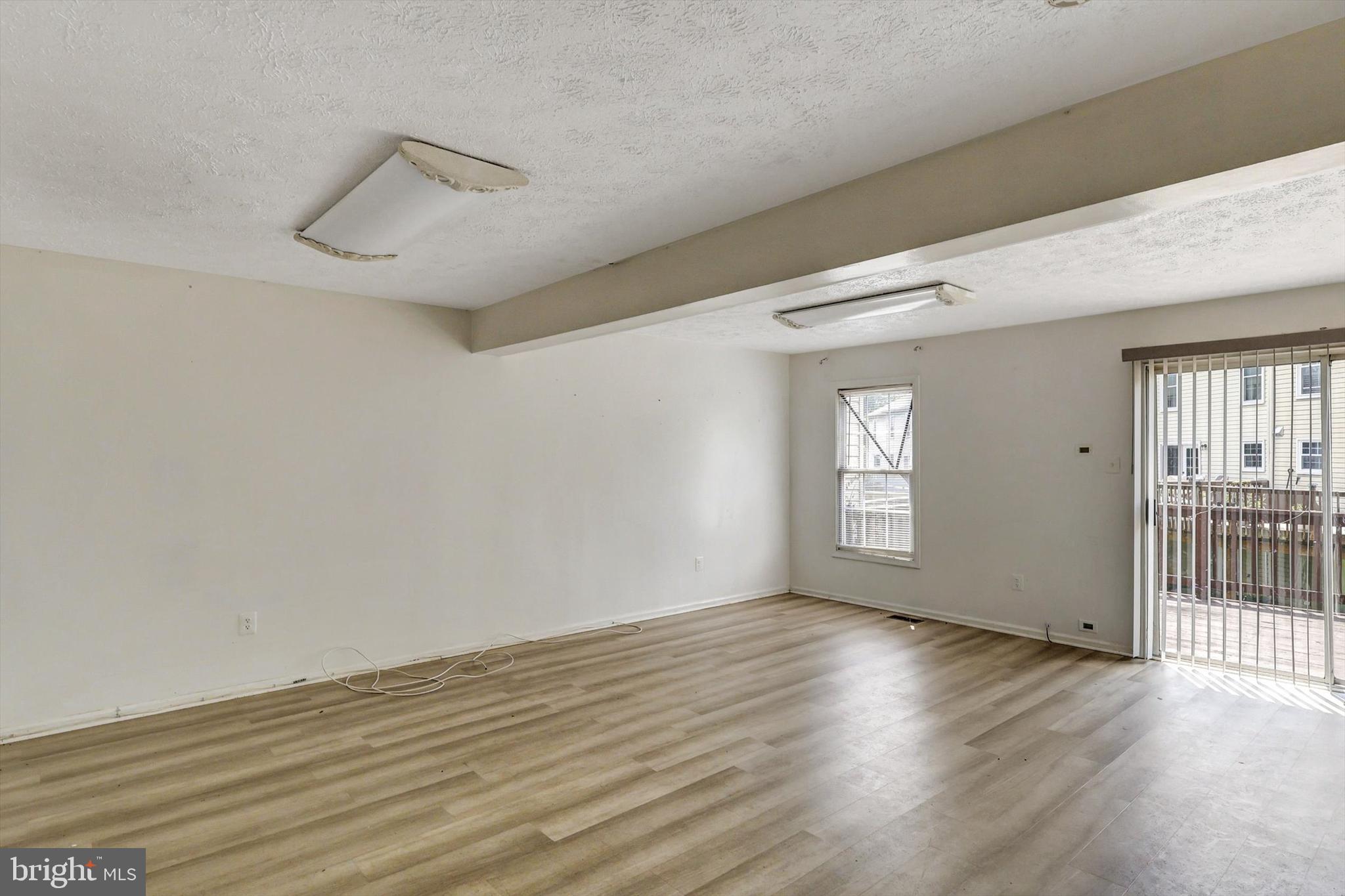 FAIRBROOK - Residential