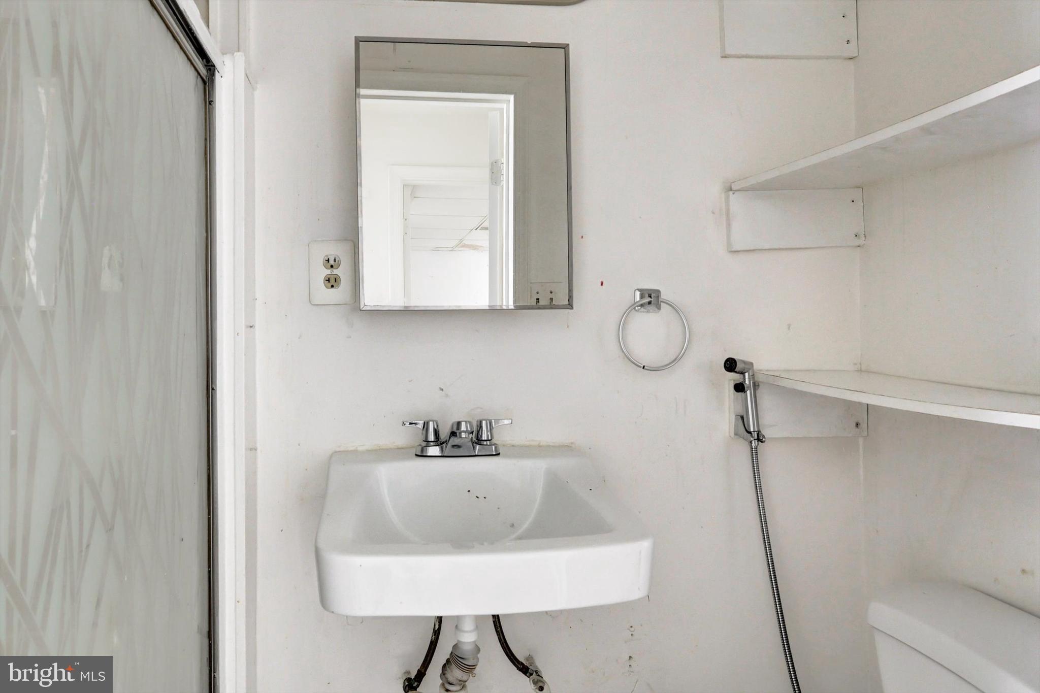 FAIRBROOK - Residential