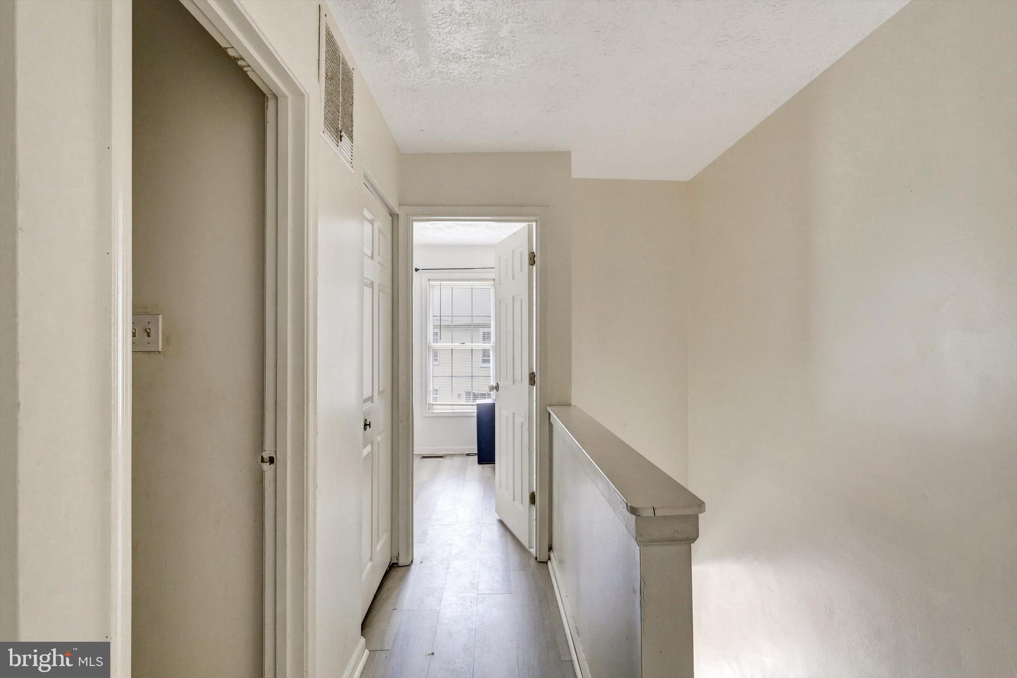 FAIRBROOK - Residential