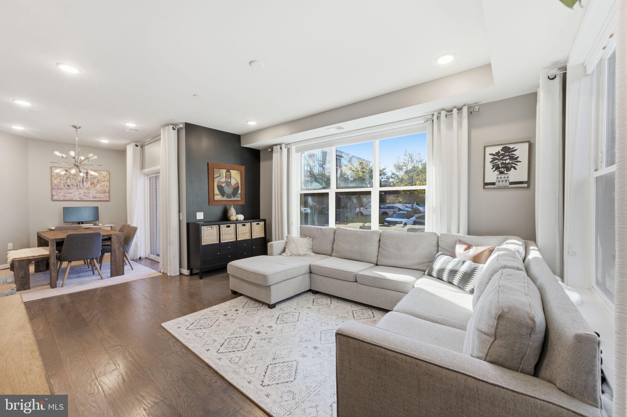 3985 NORTON PLACE 104