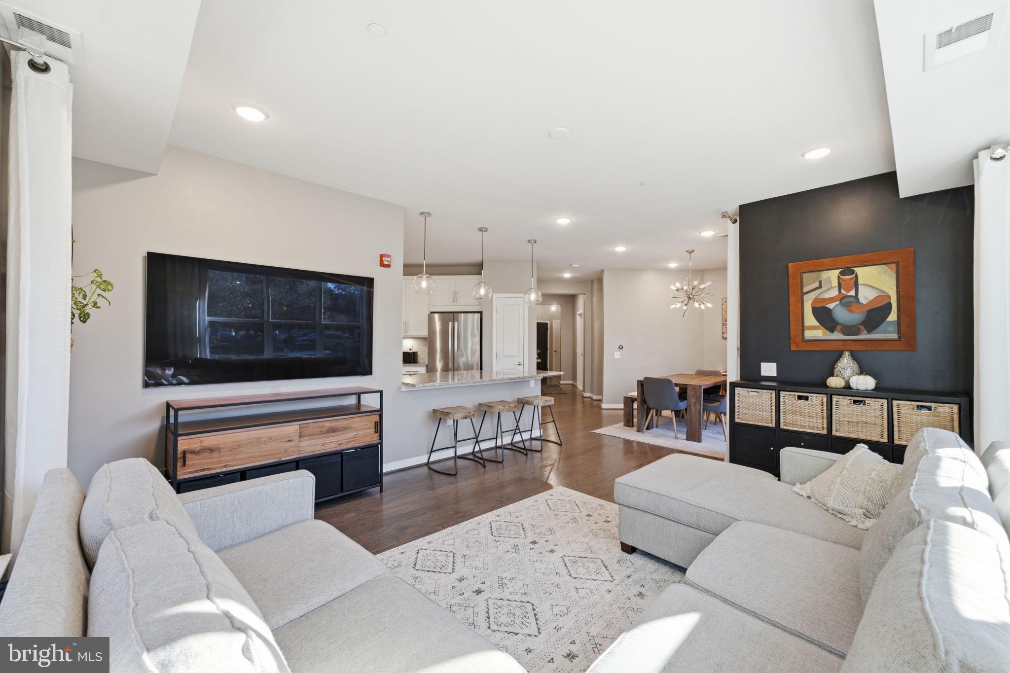 3985 NORTON PLACE 104