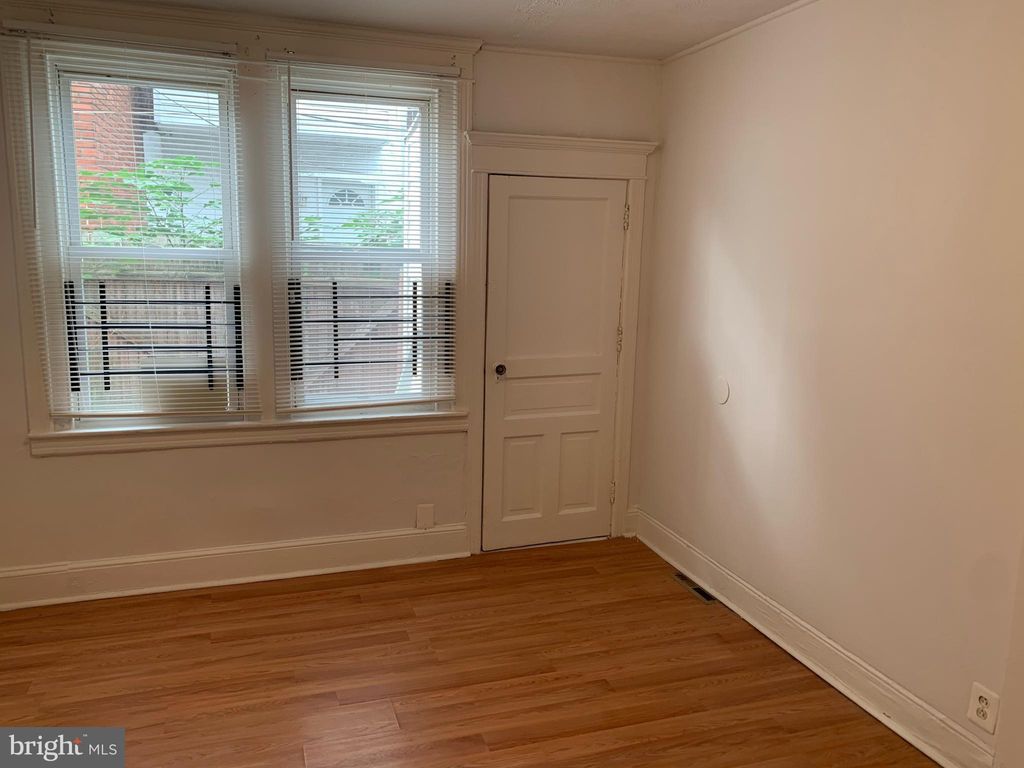 Photo of 2424 S Reese Street S, PHILADELPHIA, PA 19148 (MLS # PAPH2546168)