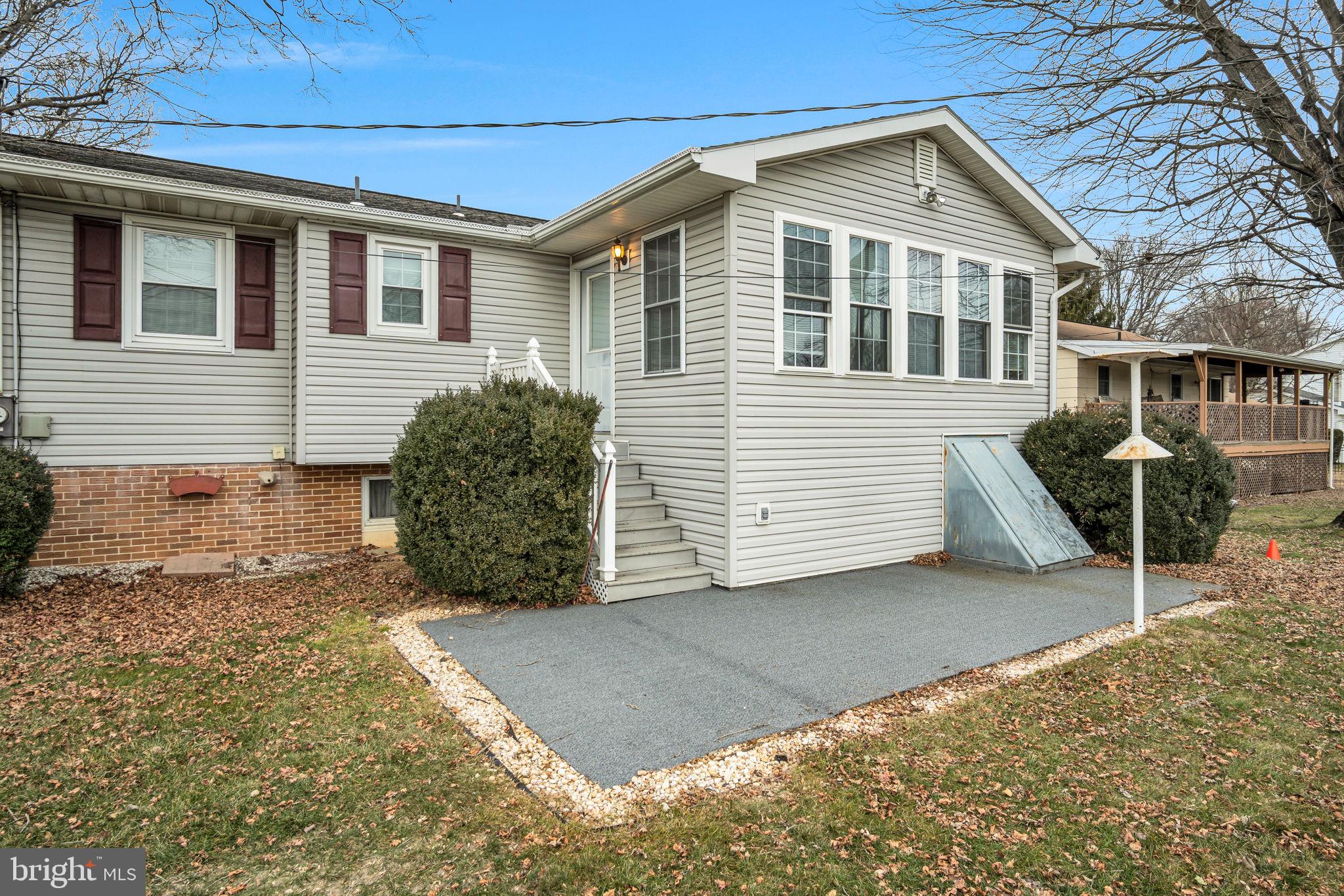 VALLEY MEADOWS - Residential