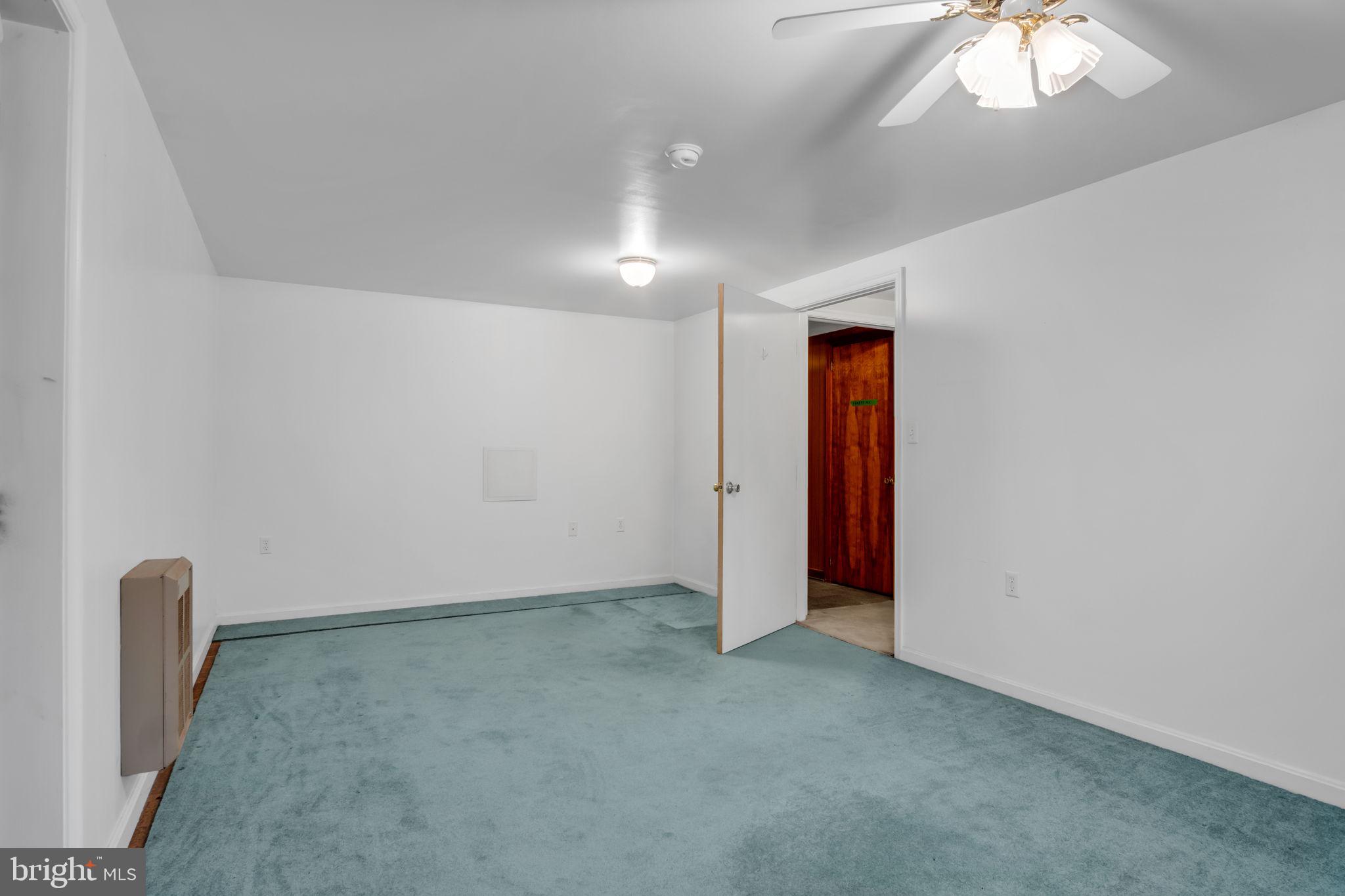 VALLEY MEADOWS - Residential